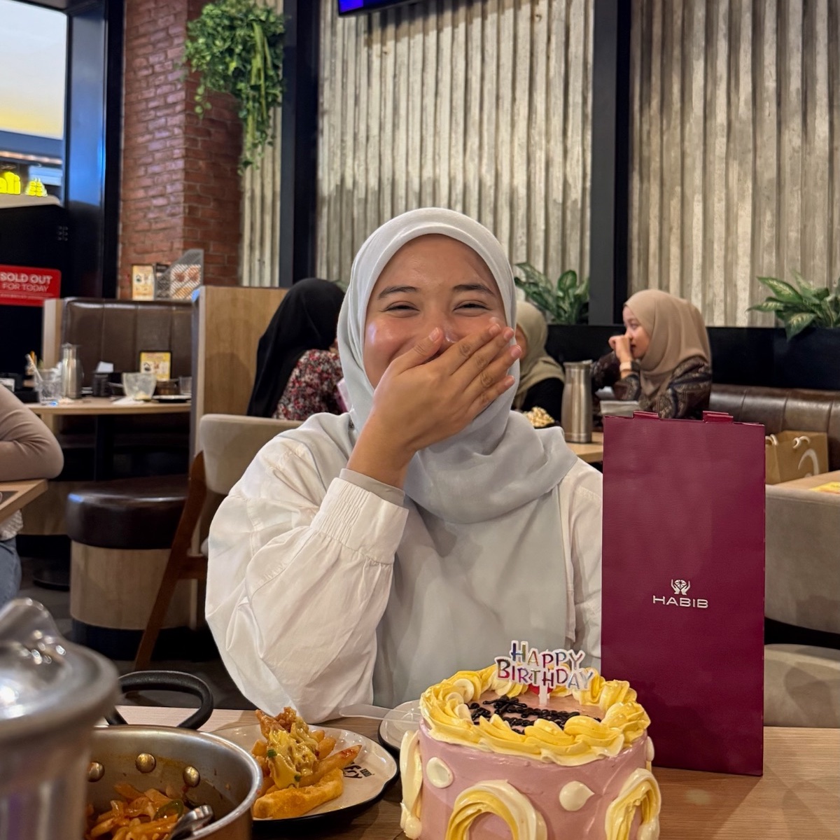 This is us celebrating my bubu’s 25th birthday!